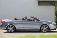 Citroen подготвя четириместен кабриолет