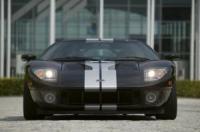 Ford GT - Внимание, рязкото натискане на газта може да ви спре дъха!