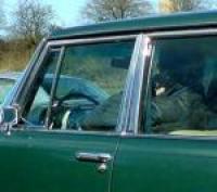 Водещият на Top Gear - Джереми Кларксън  е глобен на пътя
