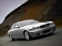Дизеловият Jaguar XJ е признат за най-екологичен
