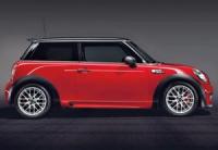 BMW изтегля най-бързите Mini