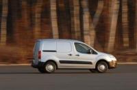 Peugeot Partner e автомобил № 1 на Полша