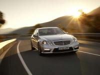 Mercedes-Benz Е 63 AMG. Конкурира скоростта на светлината