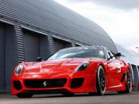 599XX – едно Ferrari с цвят червен