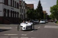 F-Cell Roadster се отправи на пътешествие с...25 км/час