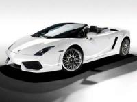 Първият Gallardo LP560-4 Spyder е продаден на търг