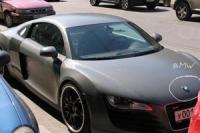 Фен превърна  Audi R8 в BMW