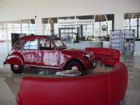 Citroen 2CV в шоурума в Божурище