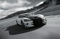 Dodge показа нова състезателна версия Viper SRT10 ACR-X