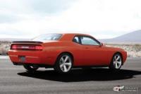 Снимки: Dodge Challenger STR-8