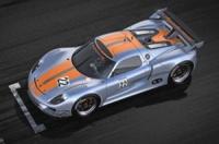 В новото Porsche 918 RSR има маховик вместо пътник