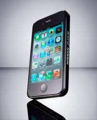 Nissan създаде първия в света саморегенериращ се калъф за iPhone 4/4S