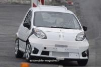 Renault с двуместен микроавтомобил