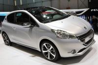 Peugeot 208 догонва VW Golf