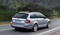 Skoda bets on bigger Octavia wagon