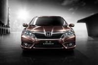 Honda запълва нишата между седаните Civic и Accord