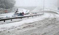 АМ "Хемус" в област Варна и път I-2 са затворени. Възстановено е движението през „Петрохан“