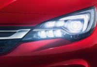 Успешният Opel Astra и матричните IntelliLux LED® светлини печелят клиенти за марката