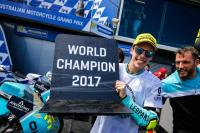 Moto3: Мир печели победата и короната в Австралия