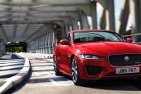 Новият JAGUAR XE: подобрен екстериор,изцяло нов интериор и интуитивни нови технологии