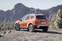 Dacia Duster е част от дамска оф-роуд надпревара в Мароко