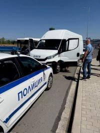 Задържаха мъж непостредствено след кражба на микробус