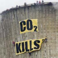 Ограничение на СО2. Министър предлага европейска система за глоби; автопроизводители са против