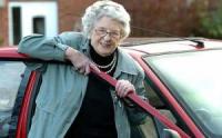 Жена кара кола над 70 години, без да направи нарушение