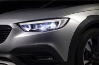 Движете се безопасно в тъмния сезон с иновативните решения на  Opel в областта на светлините