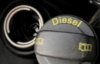 Немското правителство застави Volkswagen и Daimler да заплатят поправката на дизелите си