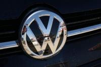 Volkswagen инвестира повече в електрически автомобили, отколкото в традиционните за първи път
